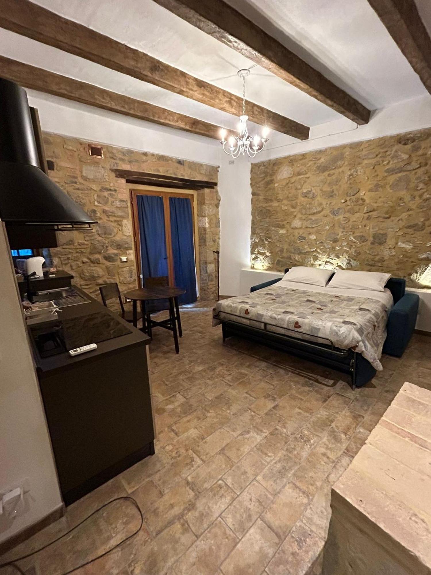 Apartmán Borgo Di Mezzo Castelnuovo dellʼAbate Exteriér fotografie